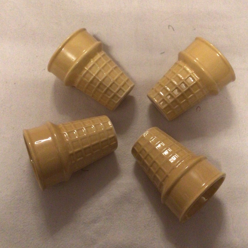Set of Four Tan Ice Cream Cone Holders